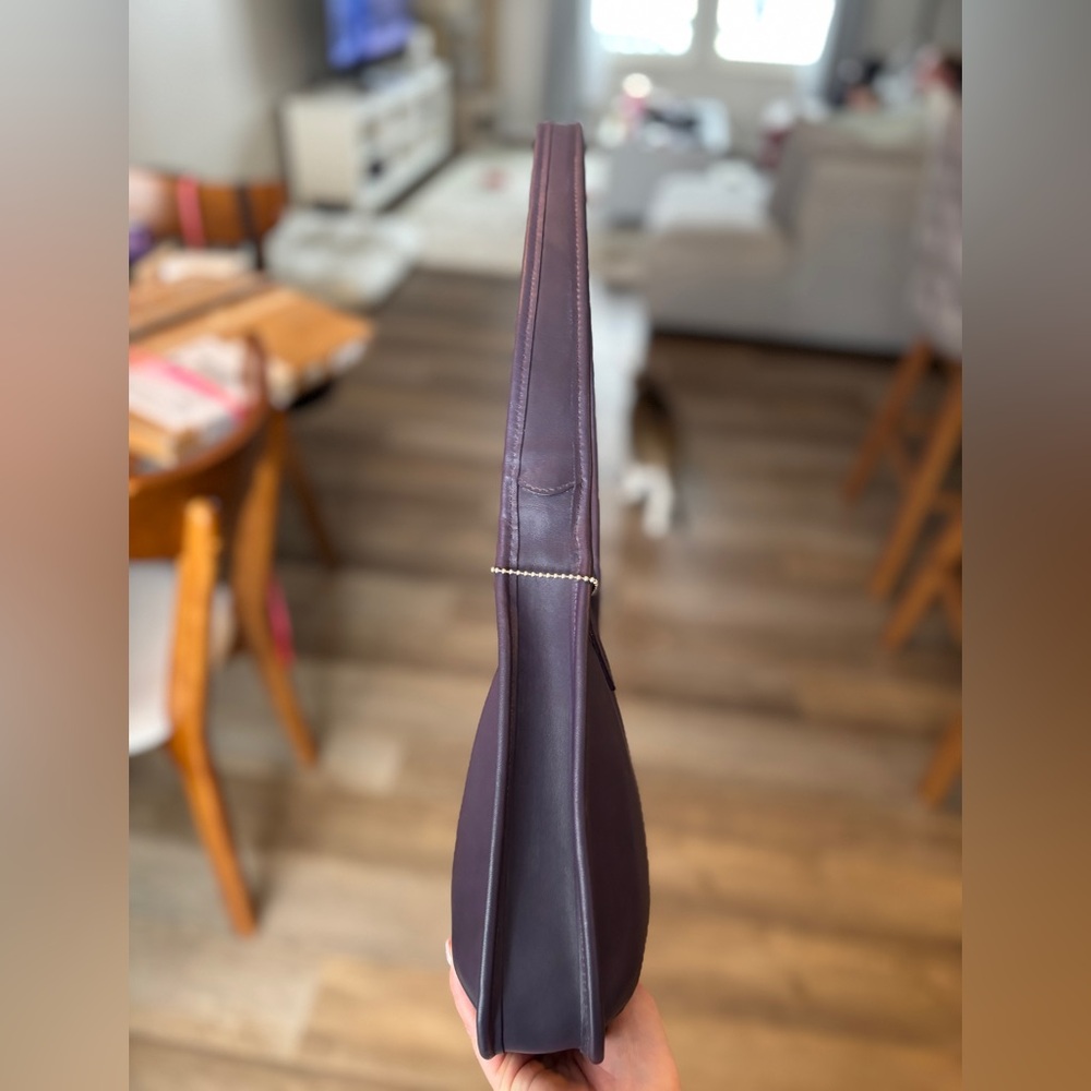 🚨VINTAGE COACH 9020 ERGO BAG IN EXCELLENT CONDITION RARE COLOR🚨 - Picture 4 of 10